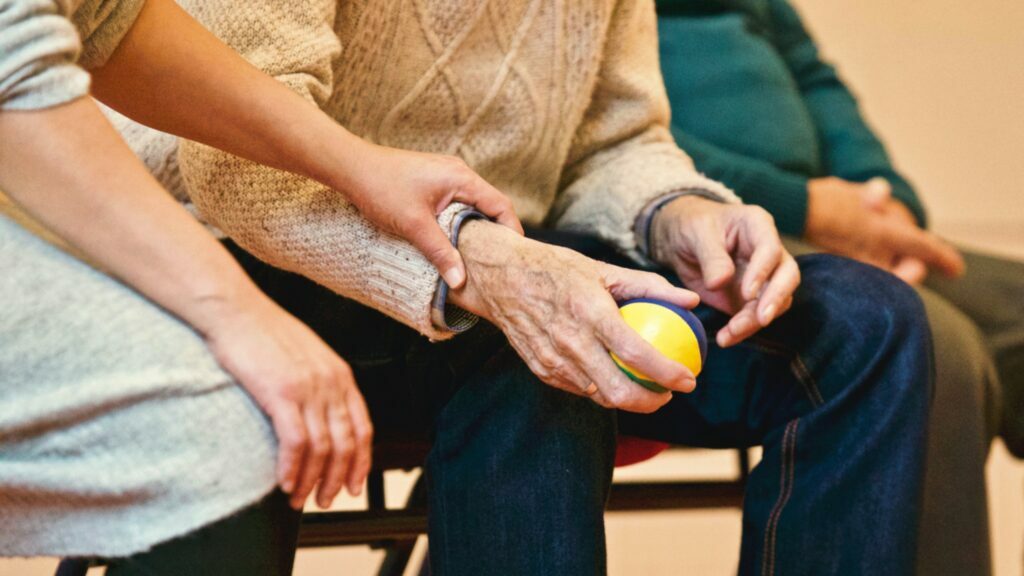 importancia del laboratorio portable en geriatría